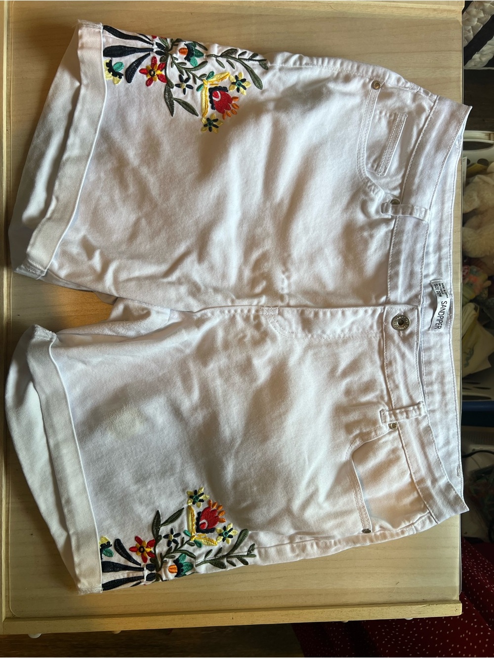 Sandpiper White Embroidered Floral Women’s Shorts